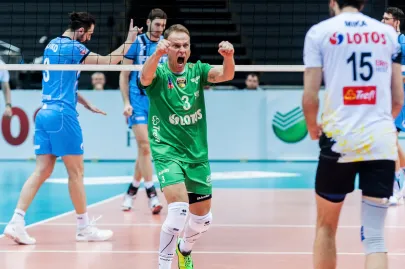 Piotr Gacek 
