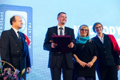 Trzecia Nagroda Honorowa - kpt. Artur Krystosik