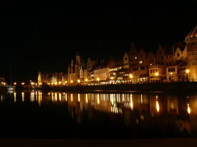 Gdańsk nocą