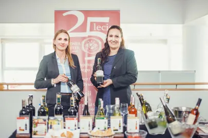 Agnieszka Łaskowska i Elwira Pikuła specjalista ds wina