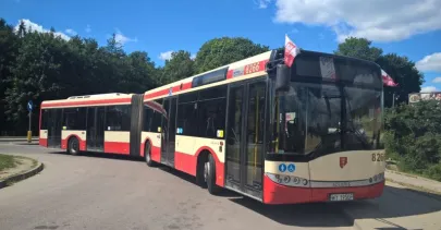 Udekorowany autobus w Gdańsku