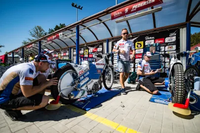 Box Nicki Pedersen