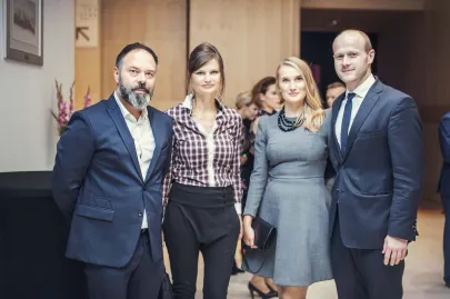 Mariusz i Agnieszka Zawadzcy oraz Bartosz Bartoszewicz z żoną