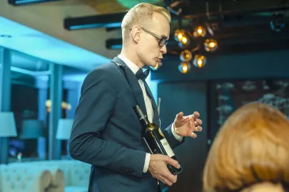 Jakub Słapiński - sommelier w Open Kitchen 