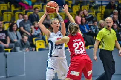 Anna Jakubiuk  