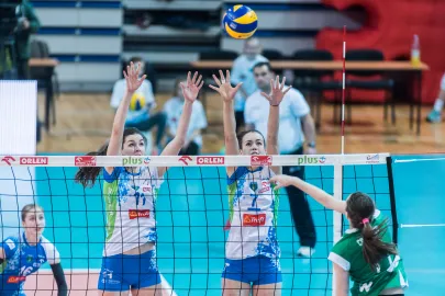 Justyna Łukasik i Magdalena Damaske 