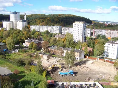Rozbiórki przy ul. Partyzantów.