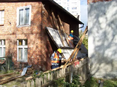Rozbiórki przy ul. Partyzantów.