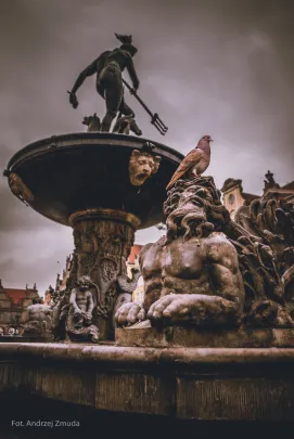 Neptun z gołebiem