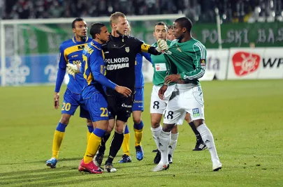 Lechia znów wygrała derby z Arką