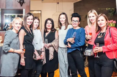 Magdalena Piekarec- Ośka, Marzena Degutis, Magdalena Madziąg, Natalia Jedlińska, Magdalena Adamus, Magda Kaczorowska, Monika Melcer, Celina Jezierska