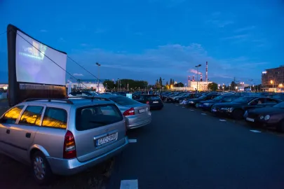 Projekcja filmu Drive