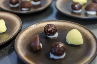 Petit Four