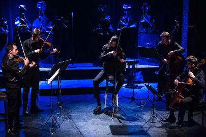 Atom String Quartet i Adam Żuchowski