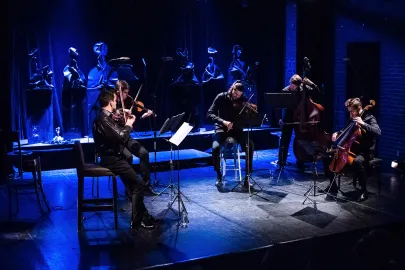 Atom String Quartet i Adam Żuchowski