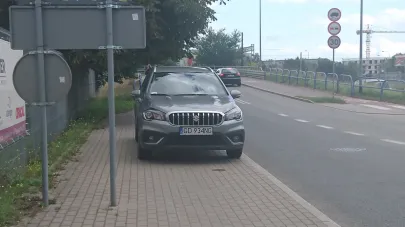 Pakowanie na chodniku