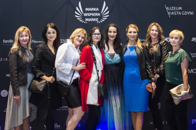 Andżelika Nowak, Joanna Klasa, Dorota Markiewicz - Kubik, Monika Musiał, Anna Szubert, Małgorzata Szeląg, Małgorzata Koniuszy, Monika Allison