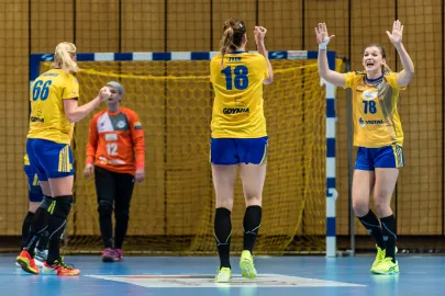 Joanna Szarawaga, Aleksandra Zych i Paulina Uścinowicz 