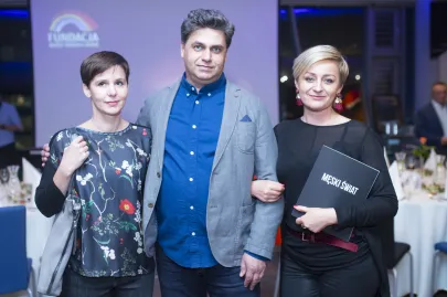Anna Kruszyńska ( z lewej strony)