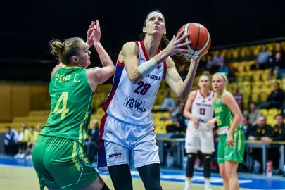 Claudia Pop i Kristine Vitola 