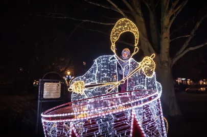 Iluminacja chłopca