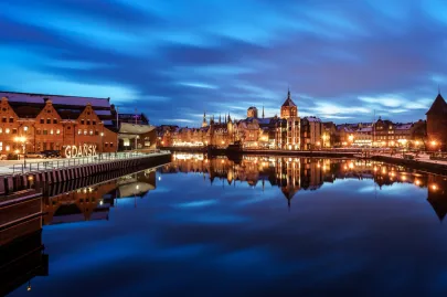 Gdańsk z kładki na Ołowiankę