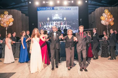 Studniówka III LO w Starym Maneżu