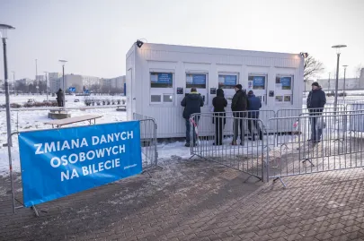 Punkt zmiany danych osobowych na biletach
