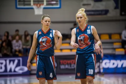 Magdalena Koperwas i Paulina Szymańska