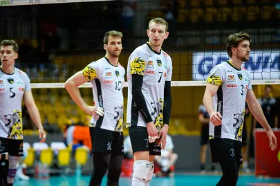 Daniel McDonnell, Damian Schulz, Tyler Sanders 
