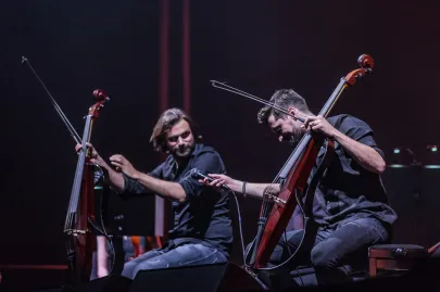 2Cellos