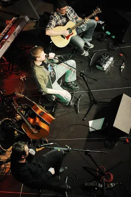 Live Acoustic Sound