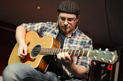 Live Acoustic Sound
