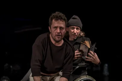 Krystian Wieczyński, Jacek Majok