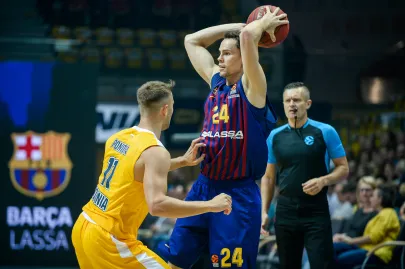 Kyle Kuric, Marcel Ponitka