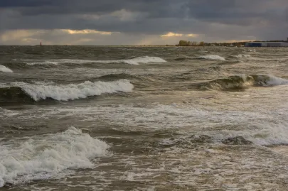 Wietrzny poranek nad Zatoką Gdańską