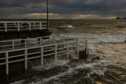 Wietrzny poranek nad Zatoką Gdańską