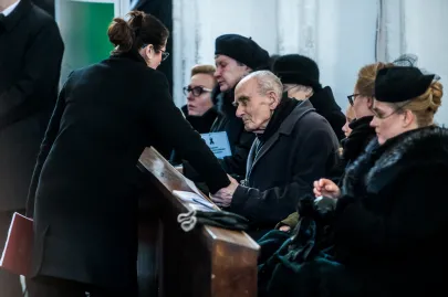 Aleksandra Dulkiewicz z rodziną Pawła Adamowicza 