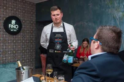Sommelier Andrzej Strzelecki.