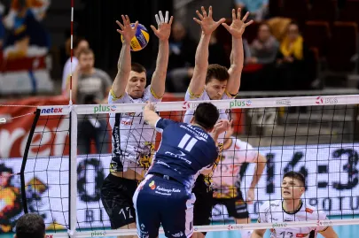 Maciej Muzaj, Piotr Nowakowski 