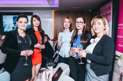 Karina Wicher, Natalia Bitel, Asia Błażkowska, Paulina Wronecka i Alicja Jeleniewska