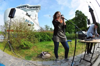 Streetwaves - NOWY PORT