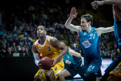 Josh Bostic i Bartosz Diduszko