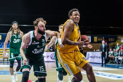 Adam Linowski i Robert Upshaw