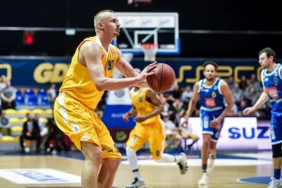 Dariusz Wyka 