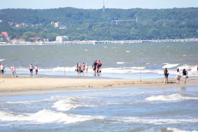 Gdańsk Brzeźno: dwóch nastolatków zaginęło w wodzie.