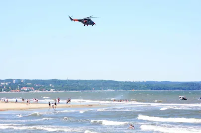 Gdańsk Brzeźno: dwóch nastolatków zaginęło w wodzie.