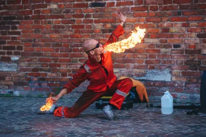 Marcin "Ex" Styczyński "Plucie ogniem - Fire Breathing Show"