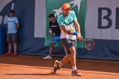 Asłan Karatsev
