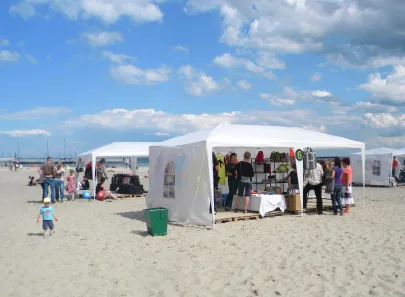 -stoiska na plaży-
